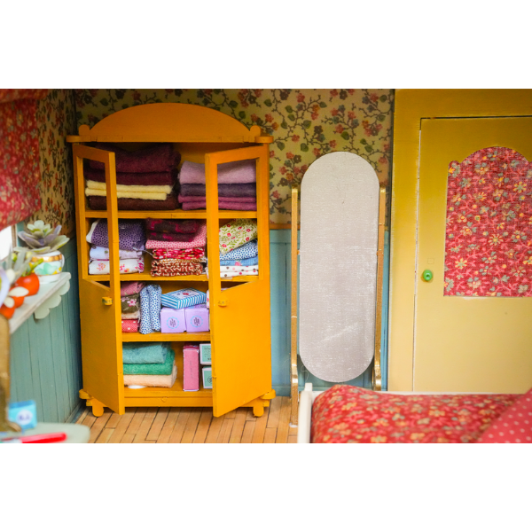 Dollhouse Furniture Kit - Bedroom (Scale 1:12)