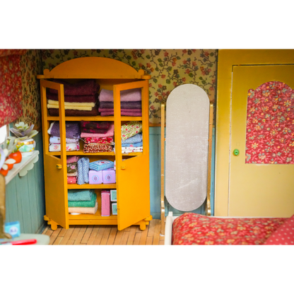 Dollhouse Furniture Kit - Bedroom (Scale 1:12)