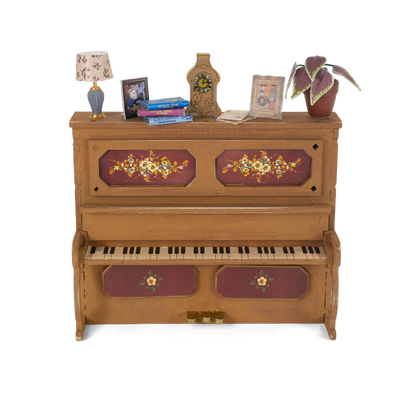 Sam & Julia - Mini Scene Kit - Music Lesson